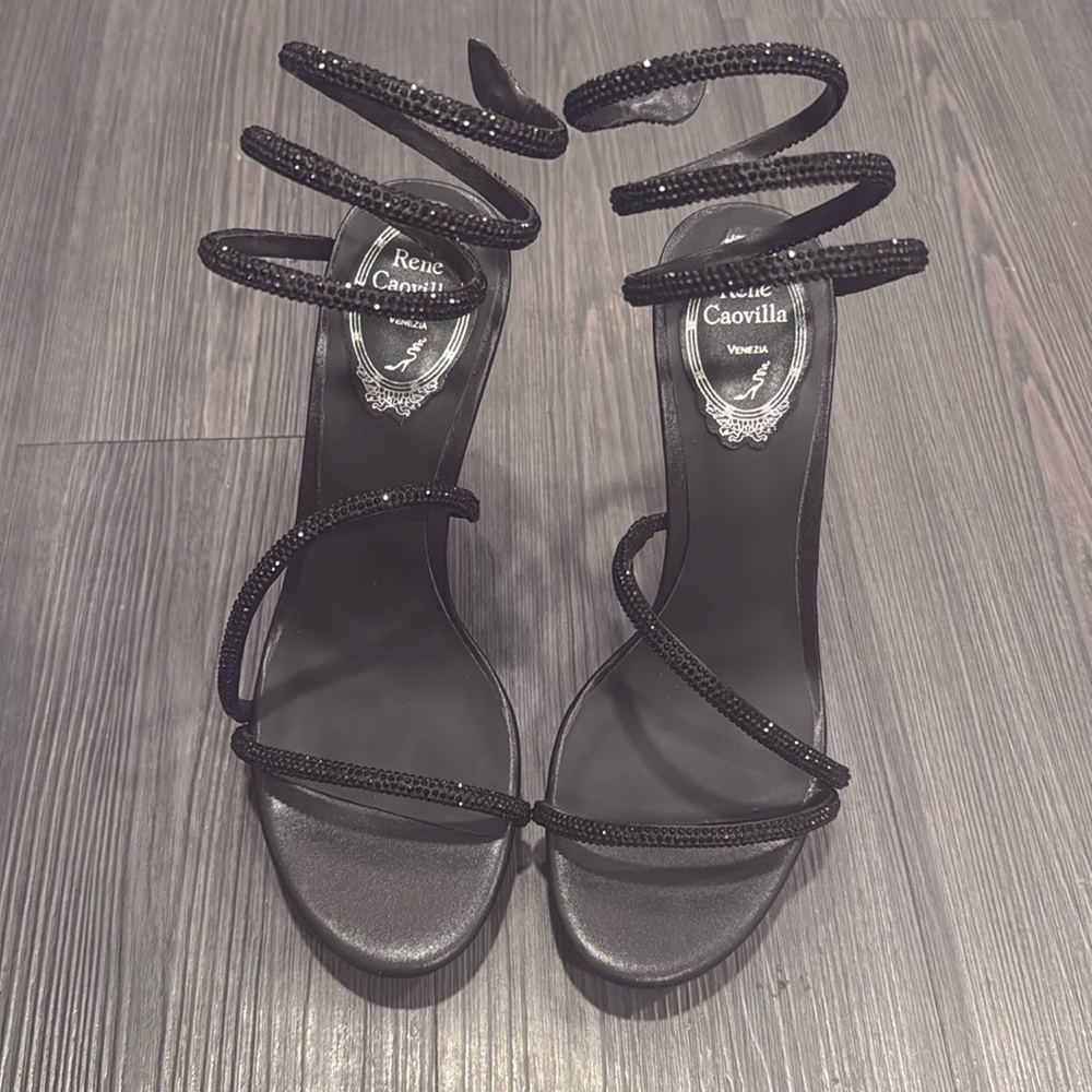 Rene Caovilla wrap up spiral
René Caovilla Margot Embellished Platform Sandals